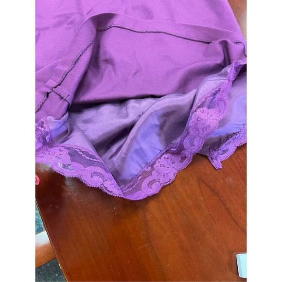 Trina Turk Plum Floral Beaded Sleeveless Career address sz 8 EUC - Picture 6 of 7